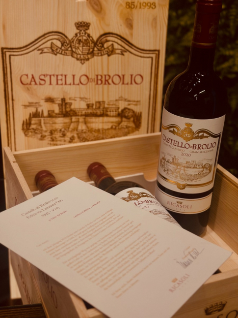 Caixa Especial Castello di Brolio com 3 garrafas